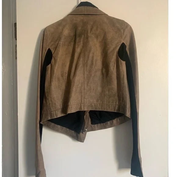 Veda Max Classic Suede Jacket - Picture 2 of 13